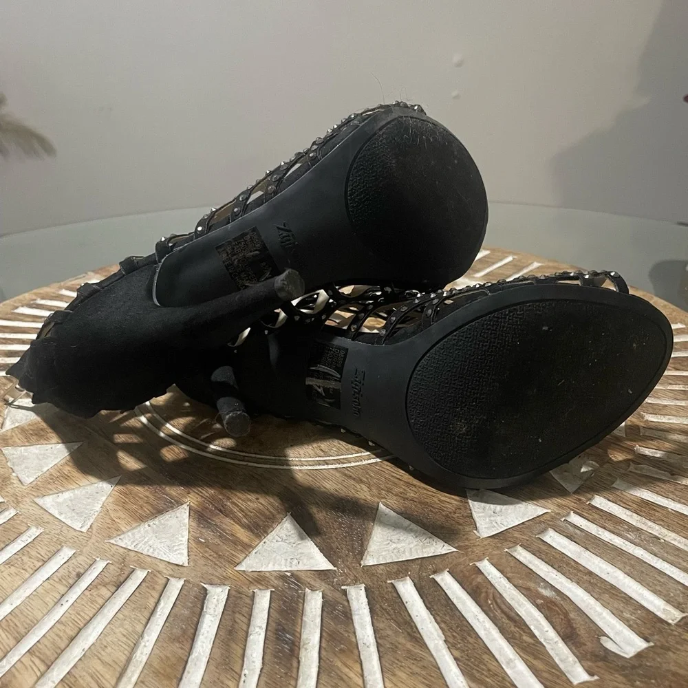 Zigi Soho Duran black rhinestone caged heels size 8.5 woman shoe - Picture 8 of 10